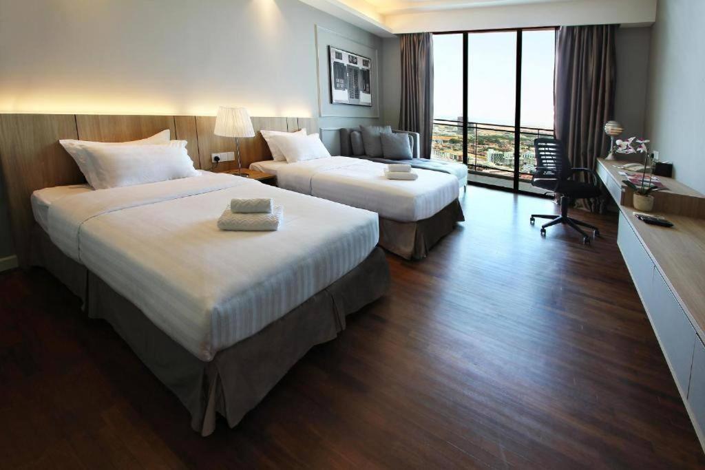 Shore Studio Rivercity View Malacca Kültér fotó