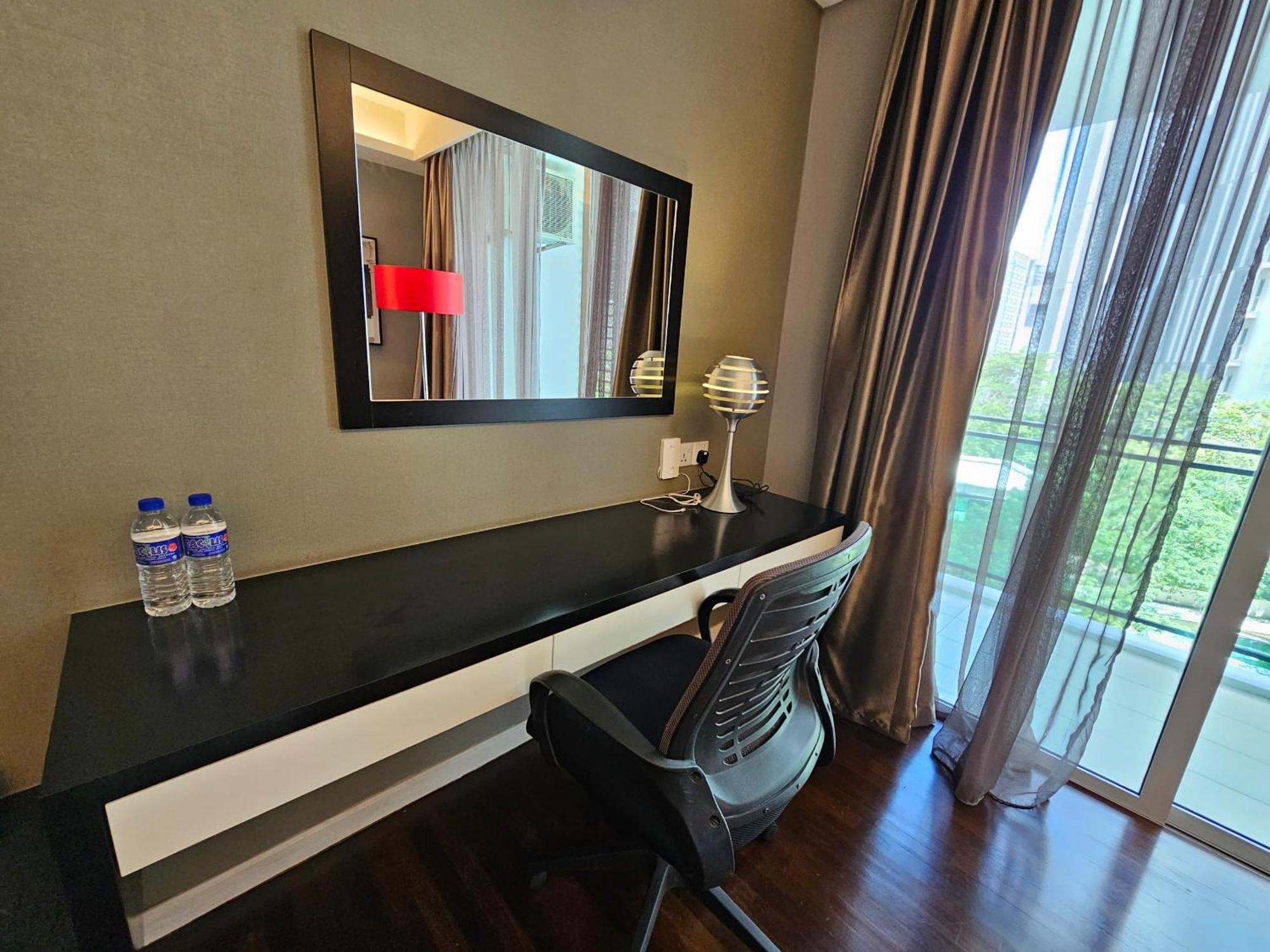 Shore Studio Rivercity View Malacca Kültér fotó